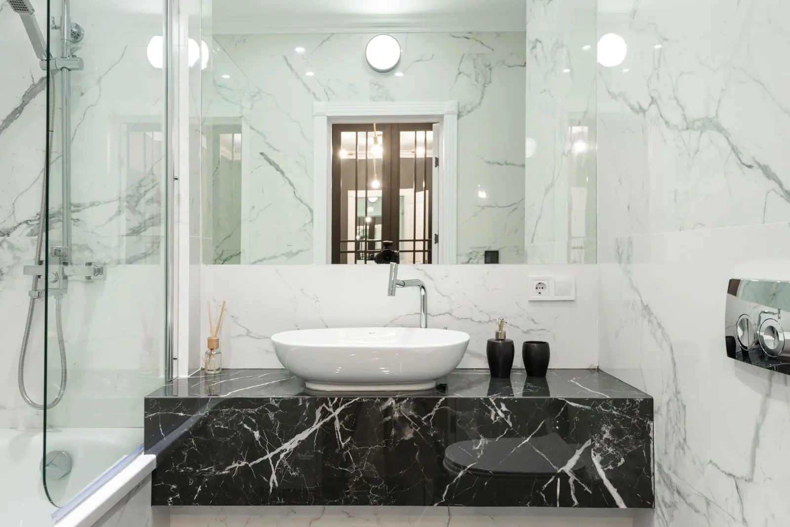 Banyo Mermer Uygulamaları